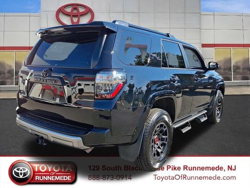 Used 2024 Toyota 4Runner TRD Off-Road Premium w/ TRD Black Wheel Package (TMS) AWD/4WD image 6