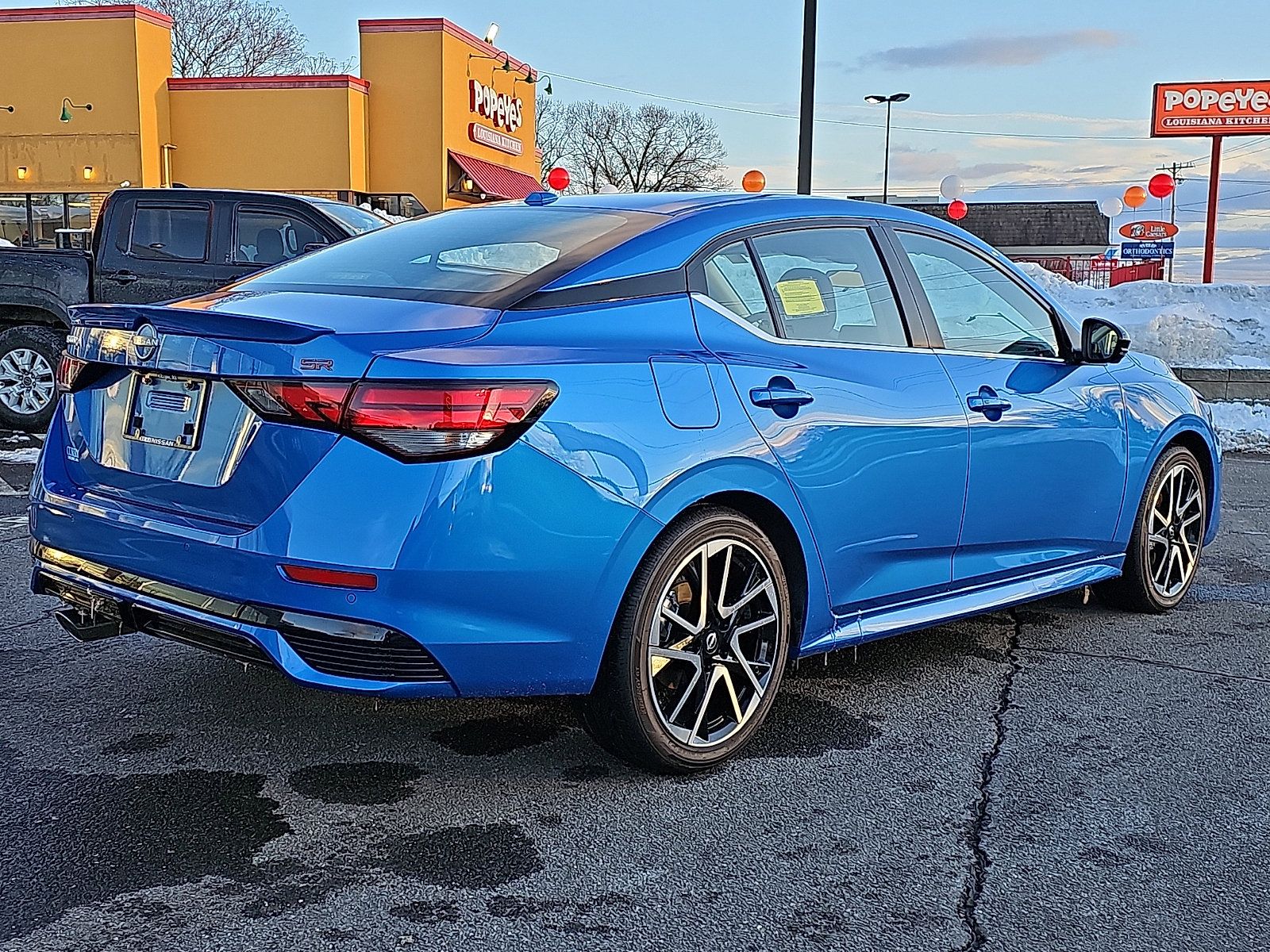 Certified 2025 Nissan Sentra SR w/ SR Premium Package FWD image 7