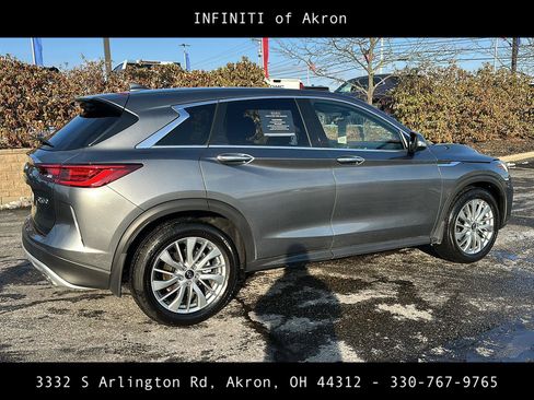 Used 2025 INFINITI QX50 Pure image 12