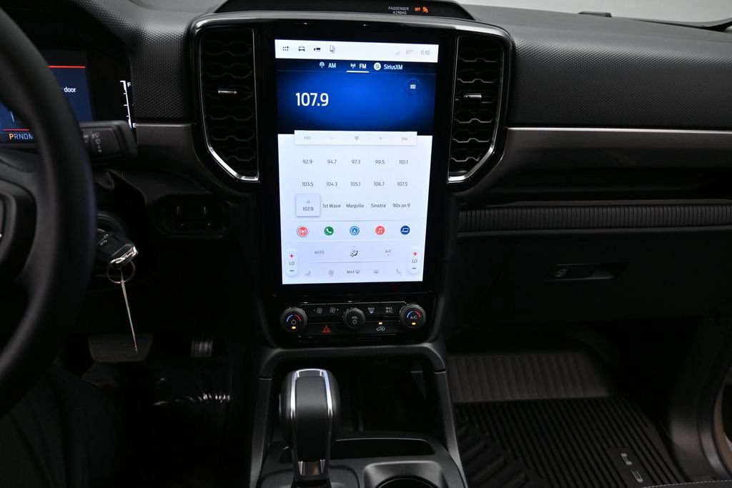 Used 2025 Ford Ranger XLT AWD/4WD image 17