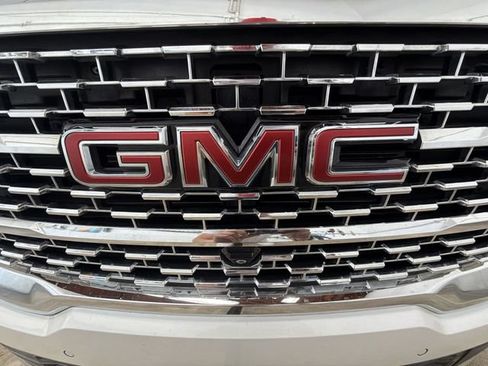 Certified 2020 GMC Acadia Denali w/ Trailering Package AWD/4WD image 32