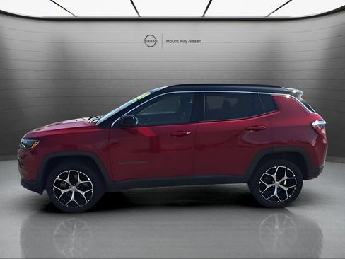 Used 2024 Jeep Compass Limited AWD/4WD image 6