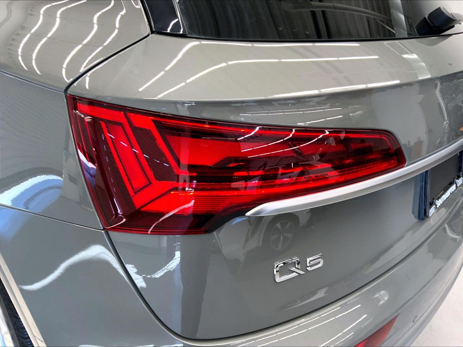 Certified 2023 Audi Q5 2.0T Premium Plus AWD/4WD image 28