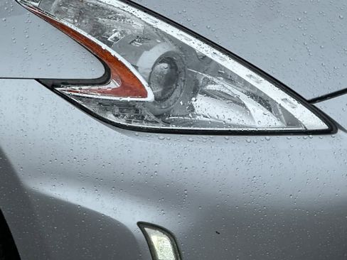 Used 2016 Nissan 370Z Coupe image 29