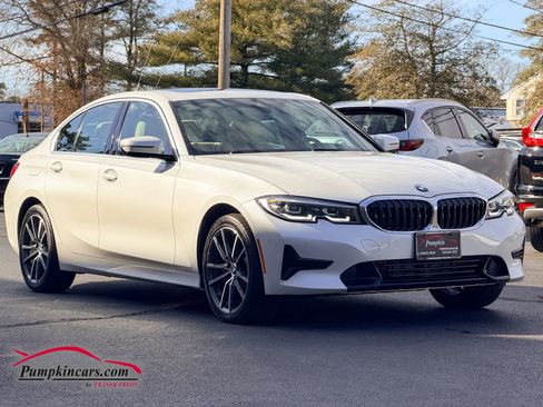 Used 2022 BMW 330i xDrive 330i xDrive Sedan 4D w/ Driving Assistance Package image 27