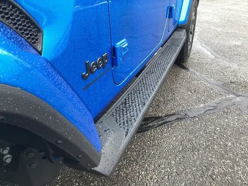 New 2026 Jeep Wrangler Unlimited Sahara AWD/4WD image 17