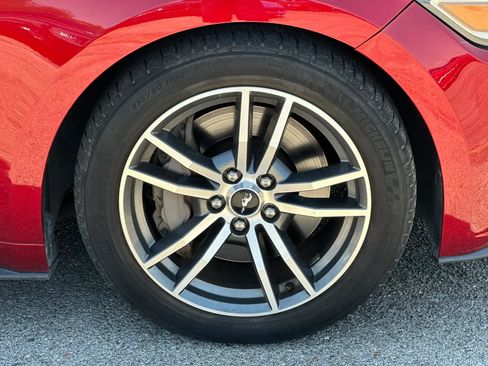 Used 2015 Ford Mustang GT RWD image 20