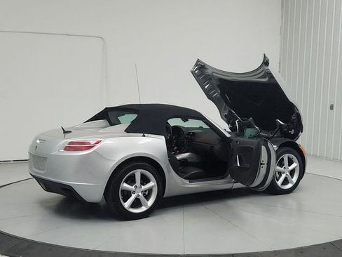 Used 2009 Saturn Sky w/ Premium Trim Package RWD image 15