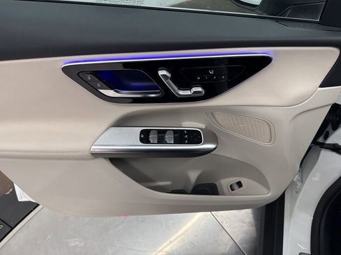 New 2026 Mercedes-Benz GLC 300 4MATIC image 17