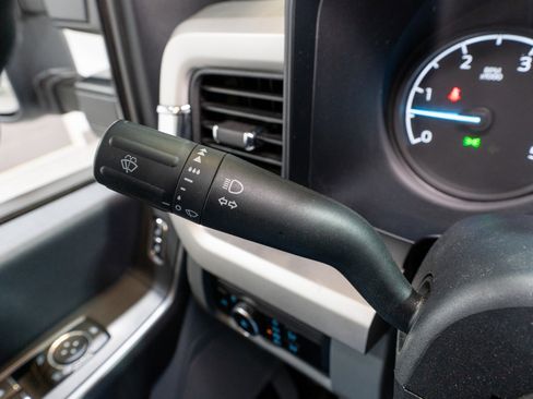 Used 2025 Ford F250 XL w/ STX Appearance Package image 29