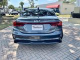 Used 2022 Kia Forte LXS image 4