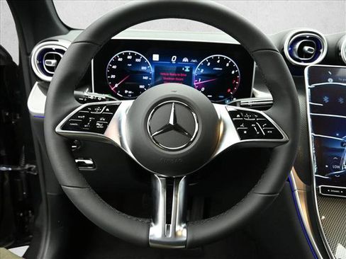 Certified 2025 Mercedes-Benz GLC 300 4MATIC image 13