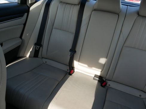 Used 2019 Honda Accord EX-L image 12