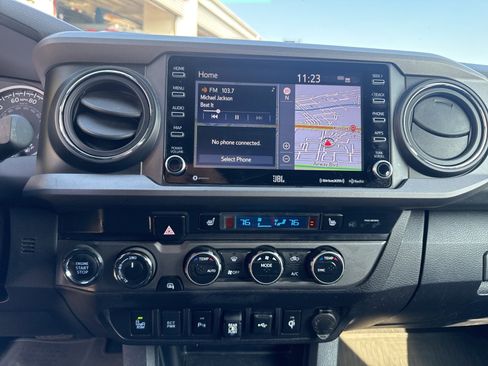 Used 2022 Toyota Tacoma TRD Pro image 16