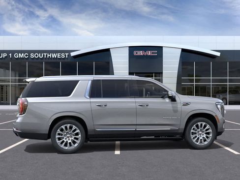 New 2026 GMC Yukon XL Denali w/ Sun & Power Step Package image 5