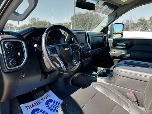 Used 2020 Chevrolet Silverado 3500 LTZ w/ LTZ Plus Package AWD/4WD image 9