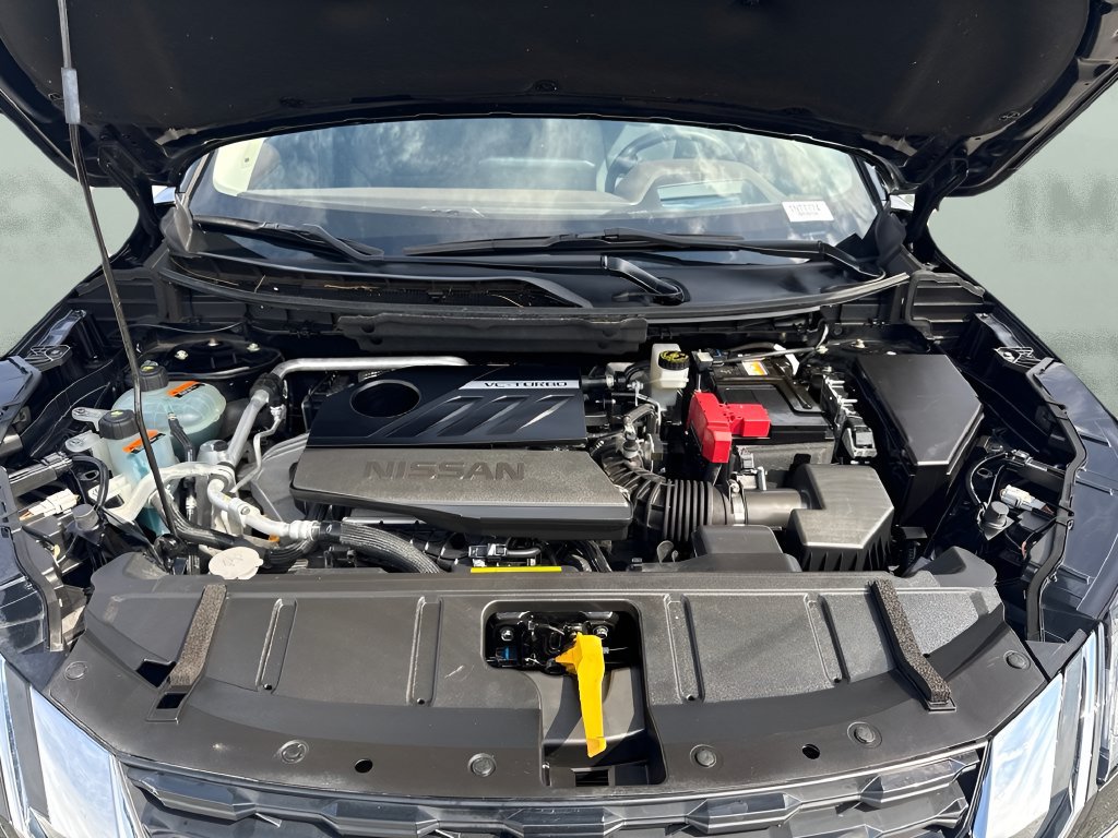 Used 2023 Nissan Rogue Platinum w/ Platinum Premium Package AWD/4WD image 22