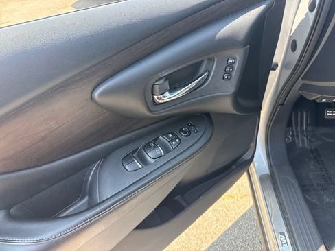 Used 2019 Nissan Murano Platinum w/ Cargo Package FWD image 11