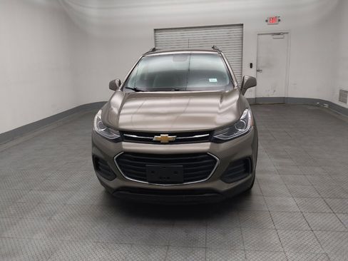 Used 2020 Chevrolet Trax LT w/ Driver Confidence Package AWD/4WD image 15