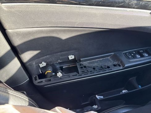 Used 2018 Chrysler 300 S w/ S Model Appearance Package image 30