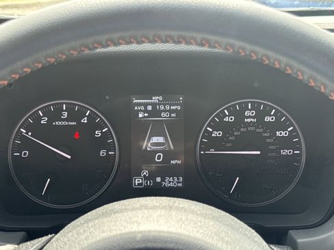 Certified 2024 Subaru Crosstrek 2.5i Limited w/ Crosstrek Mirror Package AWD/4WD image 13