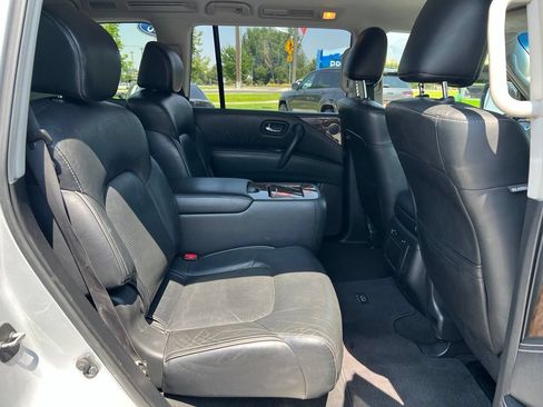 Used 2015 INFINITI QX80 4WD w/ Driver's Assistance Package image 23