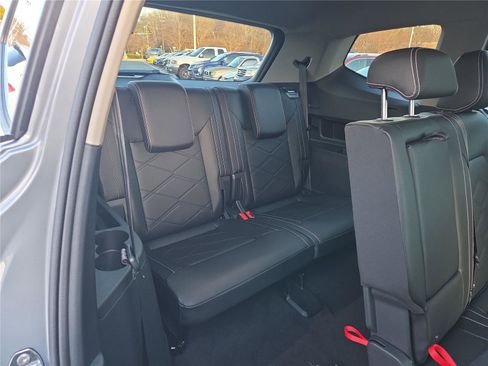 New 2026 Volkswagen Atlas SE image 32