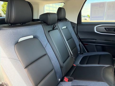 Used 2025 Ford Bronco Sport Outer Banks w/ Outer Banks Tech Package+ AWD/4WD image 35