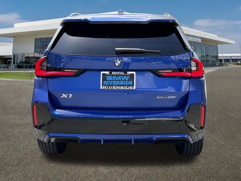 Certified 2023 BMW X1 xDrive28i w/ M Sport Package AWD/4WD image 9