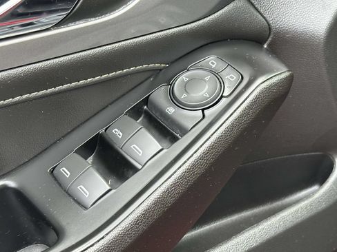 Used 2023 Chevrolet Traverse LT AWD/4WD image 14