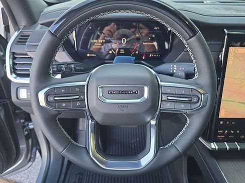 New 2026 GMC Acadia Denali w/ Super Cruise Package FWD image 27