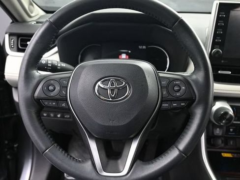 Used 2022 Toyota RAV4 Limited AWD/4WD image 12