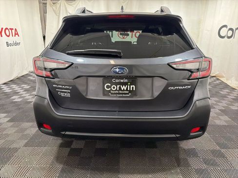 Used 2025 Subaru Outback Premium image 5