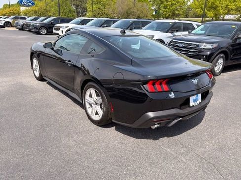 New 2026 Ford Mustang Coupe image 5
