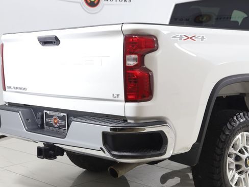 Used 2020 Chevrolet Silverado 2500 LT AWD/4WD image 37