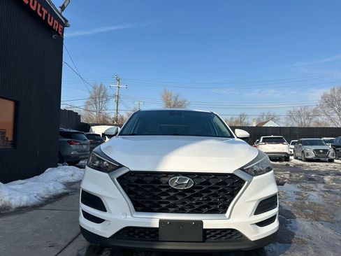 Used 2019 Hyundai Tucson SE image 2