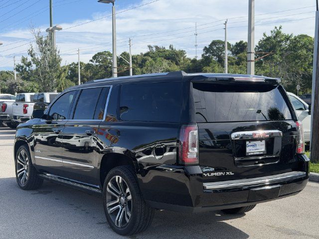 Used 2020 GMC Yukon XL Denali w/ Denali Ultimate Package RWD image 4