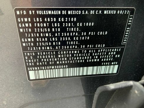 Used 2023 Volkswagen Taos SE AWD/4WD image 30