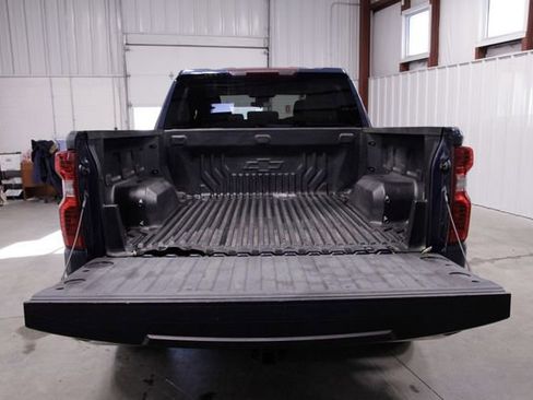 Used 2022 Chevrolet Silverado 1500 LT image 20