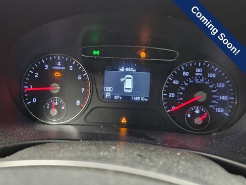 Used 2019 Kia Sorento LX image 12