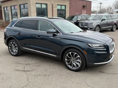 Used 2023 Lincoln Nautilus Reserve image 7