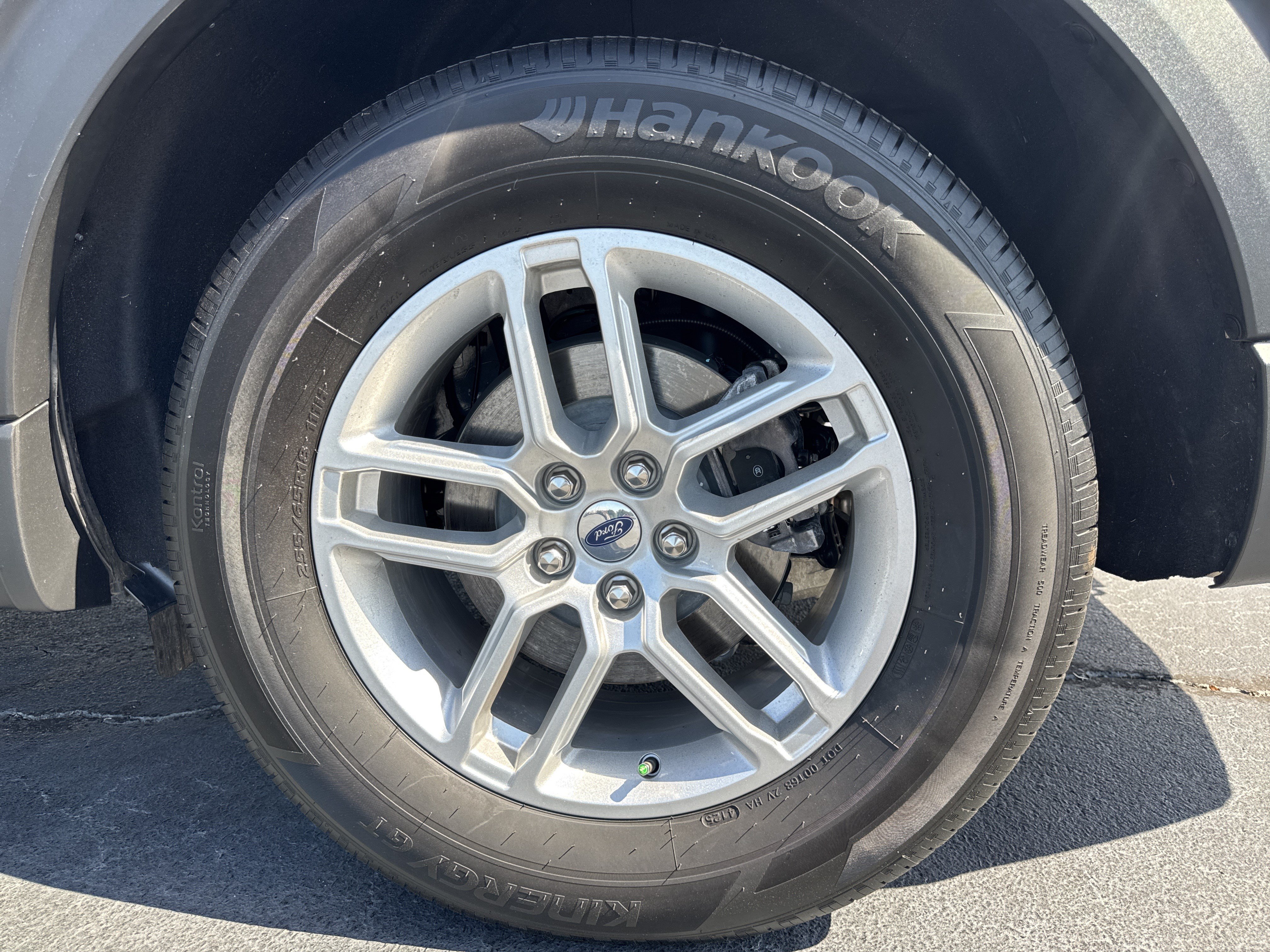 Used 2026 Ford Explorer Active w/ Active Comfort Package RWD image 23