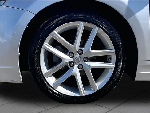 Used 2014 Lexus CT 200h FWD image 10