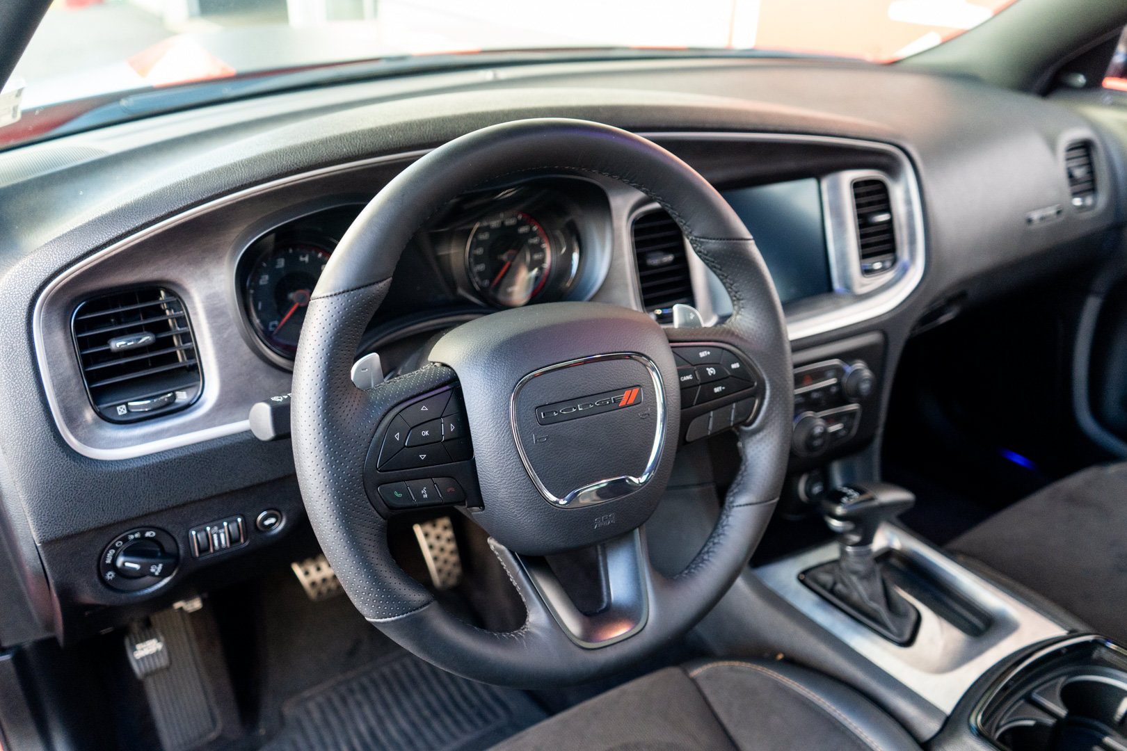 Used 2017 Dodge Charger R/T RWD image 14