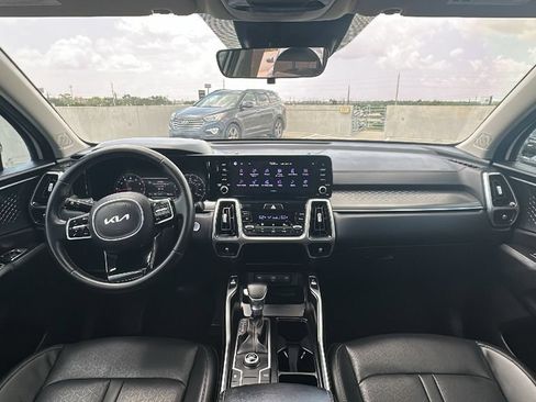 Used 2022 Kia Sorento S w/ Panoramic Sunroof Package FWD image 22