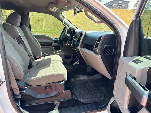 Used 2017 Ford F150 XLT w/ Equipment Group 301A Mid AWD/4WD image 28