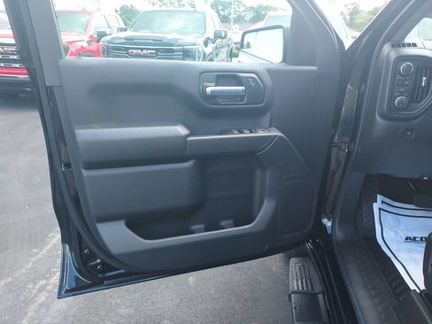 New 2026 Chevrolet Silverado 1500 Custom AWD/4WD image 10