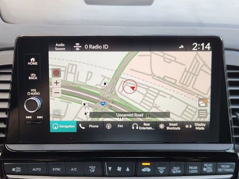 Used 2025 Honda Odyssey Touring image 16