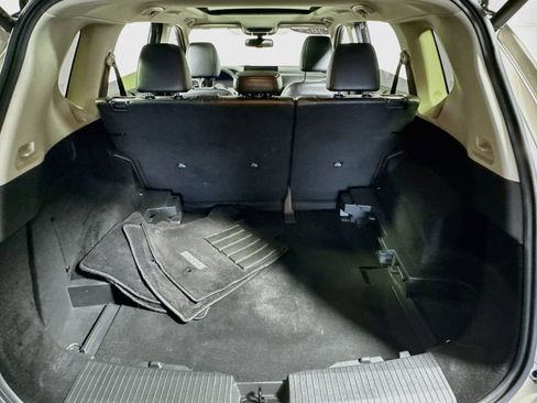 Used 2024 Nissan Rogue SL w/ SL Premium Package image 26