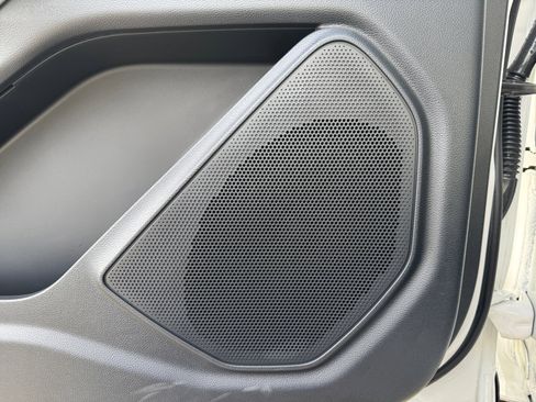 New 2025 Ford Explorer Active w/ Active Comfort Package image 21